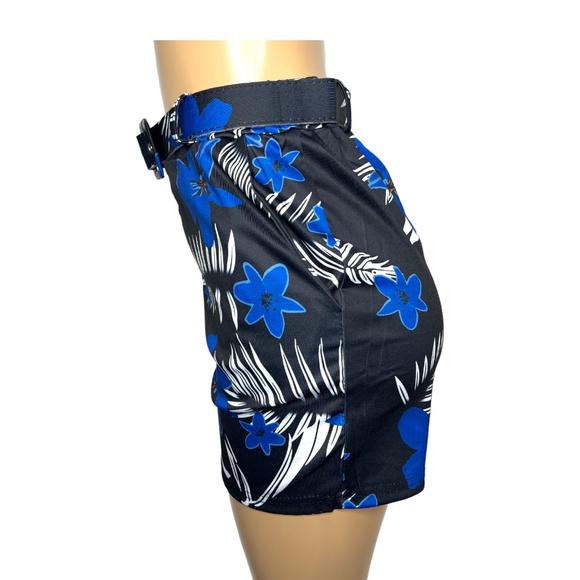 NWT Blue and Black Women Set Size L Stretchy Belt Short and Wrap Sleeveless Top - Picture 6 of 7